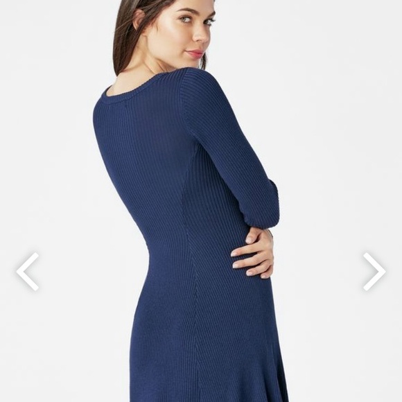 Cutout fit and flare sweater dress - Picture 2 of 4